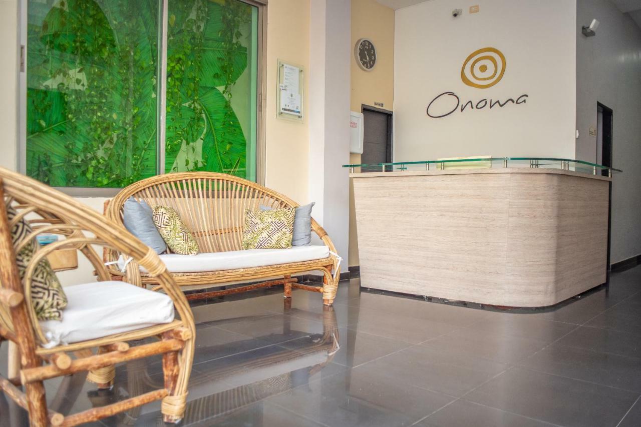 Onoma Hotel Lorica Bagian luar foto
